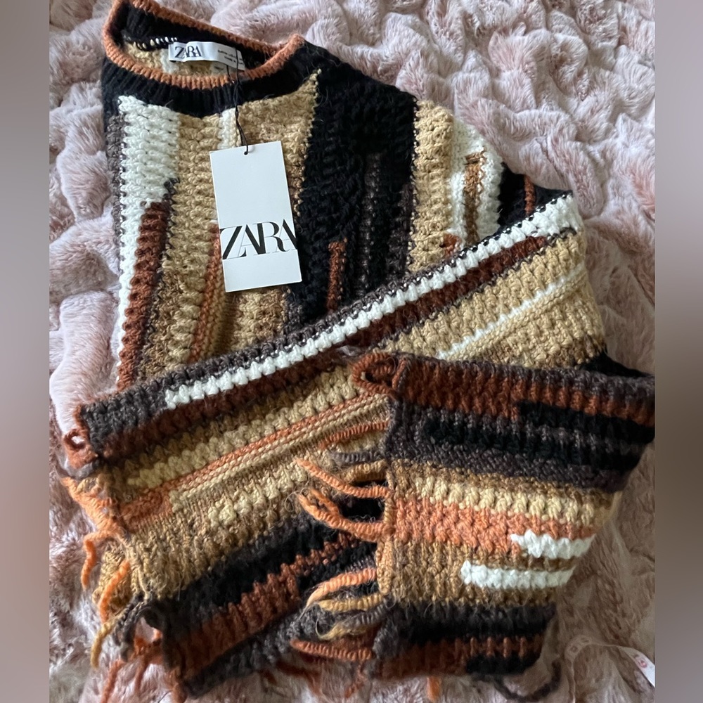 ZARA Knit Cropped Sweater NWT